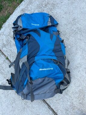 Blue Men's Adventure 60+5L Hiking Backpack